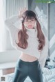 Jeong Jenny 정제니, [DJAWA] Loose and Tight White P39 No.0a6282
